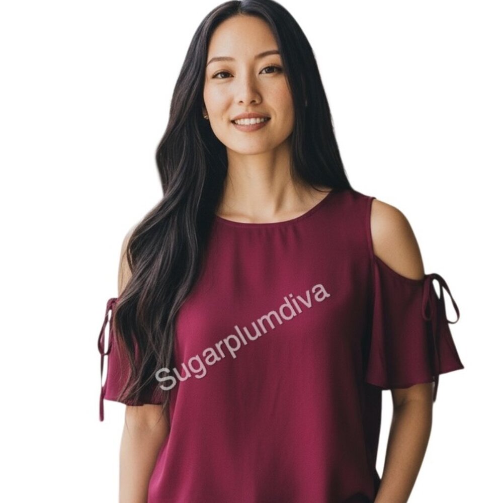 Who What Wear Burgundy Cold Shoulder Top Blouse MEDIUM Sexy Fun Casual NWT